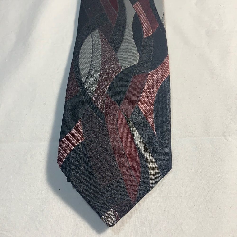 3for$20 towncraft tie red black gray